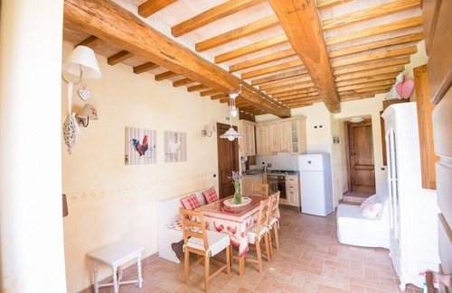Loreto House | Borgocuore: Relax by the Pool Near Todi's Scenic Charm