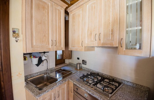 Loreto House | Relaxing Borgocuore: Pool View House with Spa & Breakfast