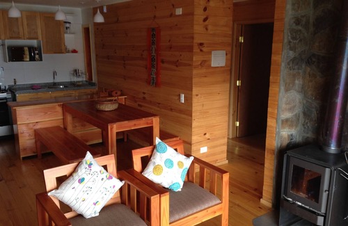 Panguipulli Cabin | Elevate Your Stay at Borgolafquen with Ocean Views & Spa