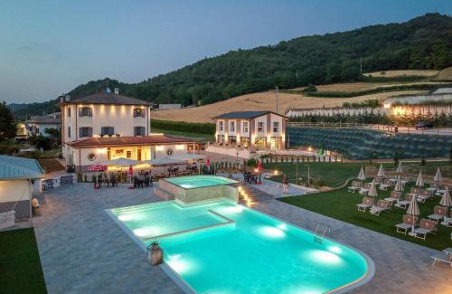 Sogliano al Rubicone House | Discover Comfort at Borgopetra with Pool and Breakfast