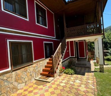 Koprivshtitsa House | Family-Friendly Escape at Borimechkova Kashta, Rated 8.4/10