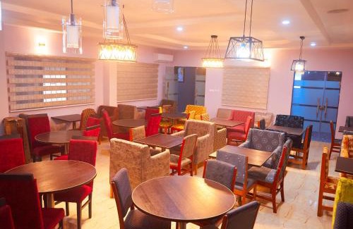 Iwo Hotel | Boripe Hotel and Suites