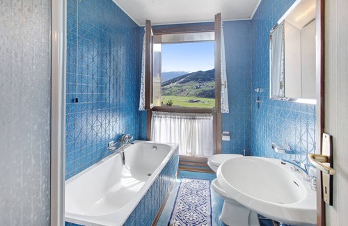 Santa Lucia Apartment | Bormio 1 Apartment with Shared Garden & Scenic Balcony View