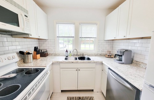 Statesboro House | Experience Boro Bungalow: Top-Rated Stay in Statesboro