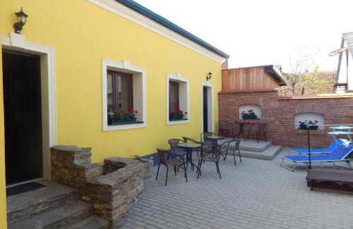 Koszeg Apartment | Guest Rated: Boros Vendégház II. – Family-Friendly Retreat