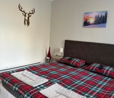 Borovets Apartment | Funky Fresh Studio in Borovets Gardens with Hot Tub
