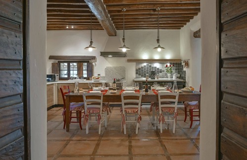 Gaiole in Chianti Villa | Elegant Getaway at Borratella in Gaiole, Chianti Region