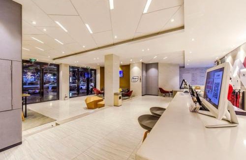 Tianhebei Hotel | Borrman International Hotel Guangzhou Tianhe Sports Center Linhe West Metro Station Branch