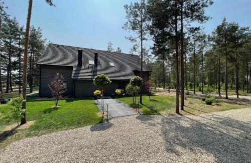 gmina Karsin Villa | Oceanfront Bliss at Borsk Chochlikowo - Guest Rated 9.8