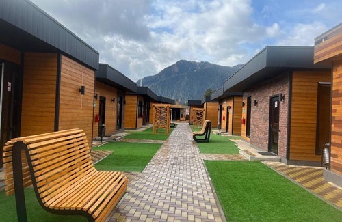 Arkhyz Villa | Discover Borville: Highly Rated Getaway with Hot Tub