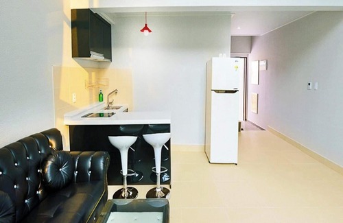 Holmoe House | Relaxing Escape at Boryeong Darwin House Pool Villa