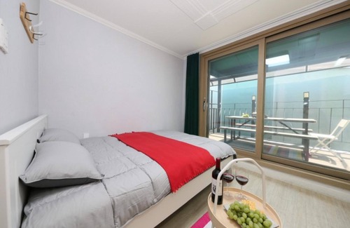 Kunip House | Explore Boryeong Joon Pension: Pool & Eco-Friendly Stay