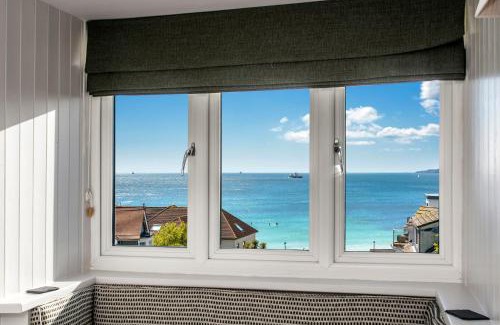 Maenporth Bed & Breakfast | Oceanfront Oasis at Bosanneth - 4-Star Guest Rated Stay