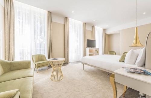 Les Cordeliers Hotel | Indulge in Boscolo Lyon Hôtel & Spa with Top Amenities