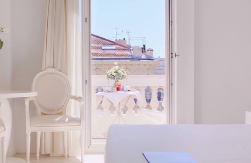 Jean-Medecin Hotel | Discover Boscolo Nice Hôtel & Spa: Top-Rated with Pool Access