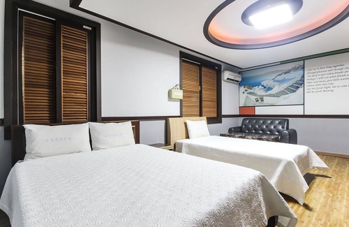 Posong Hotel | Eco-Friendly Stay at Boseong Tourist Hotel with Breakfast