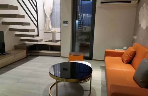 Shiqi District Apartment | Discover Boshengmanzhihuifuwugongyu: Family-Friendly Stay