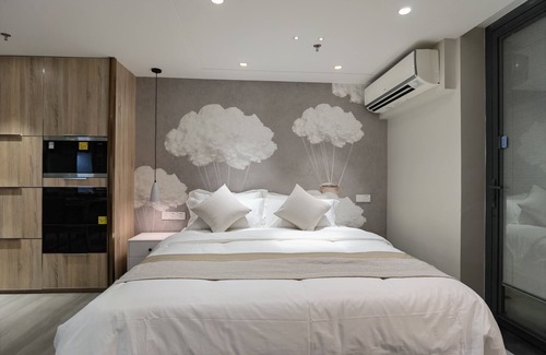 Shiqi District Apartment | Discover Boshengmanzhihuifuwugongyu: Family-Friendly Stay