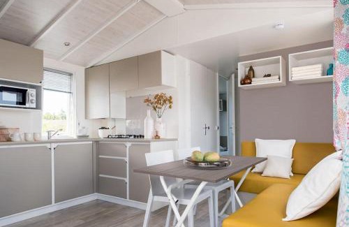 Schinveld Hotel | Family-Friendly Bungalow & Chaletpark de Brenkberg Stay