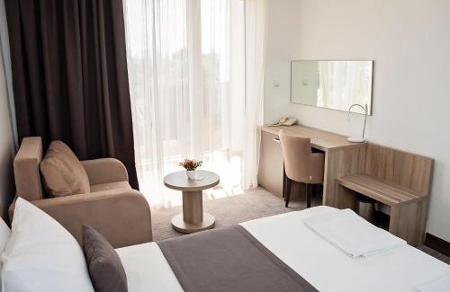 Aleksinac Hotel | Relax at Bosphorus Hotel: 4-Star with Ocean View Amenities