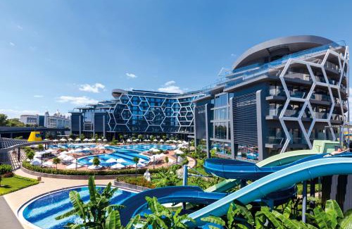 Sorgun Mahallesi Hotel | Experience Elegance at Bosphorus Sorgun Hotel with Spa & Beach