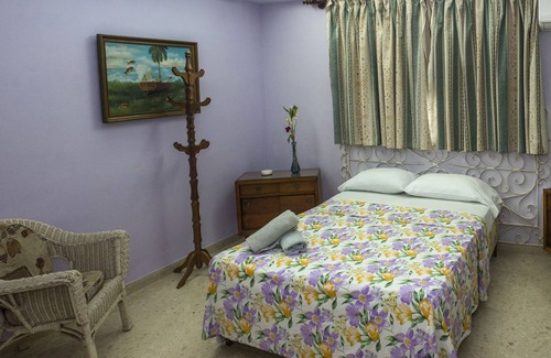Municipality of Playa Bed & Breakfast | Bosque de la Habana