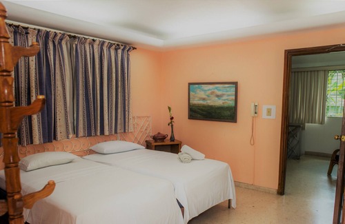 Municipality of Playa Bed & Breakfast | Bosque de la Habana