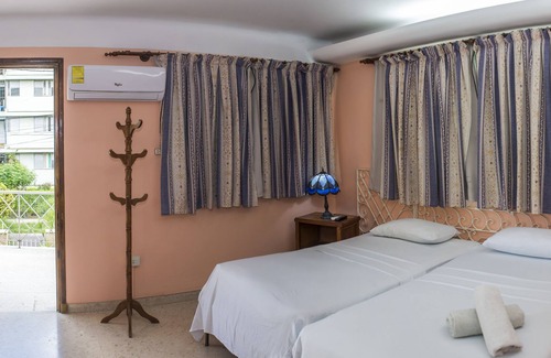 Municipality of Playa Bed & Breakfast | Bosque de la Habana