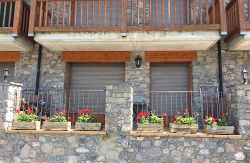 Prats Apartment | Discover Bosquet 1: Highly Rated with Family-Friendly Amenities