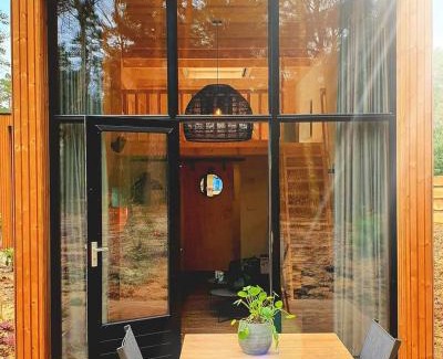 Beekbergen-Zuid House | Cozy Forest Retreat with Private Pool and Hot Tub