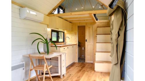 Alingsas Municipality House | Discover Bostebacken Gard Tiny House - Pet & Child Friendly
