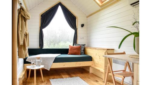 Alingsas Municipality House | Discover Bostebacken Gard Tiny House - Pet & Child Friendly