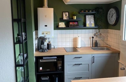 Mittelmeiderich Apartment | Modern Dg-Studio at Bostel 1 in Duisburg Meiderich