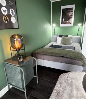 Moers Apartment | Modern City Apartment BOSTEL 54 in Moers-Center