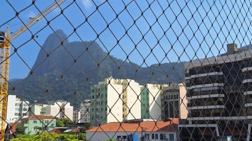 Zona Sul Apartment | Botafogo: Guest Rated 9.8, Pet and Child Friendly Retreat