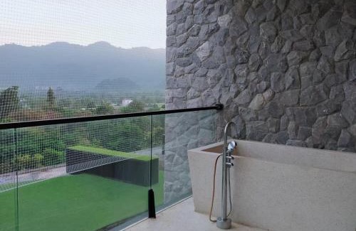 Mu Si Apartment | Mountain View Suites at Botanica Khaoyai - Family Friendly