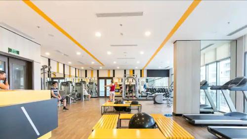 Tan Binh Apartment | Botanica Hotel - Pet-Friendly Retreat Near TSN Airport