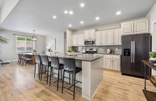Tri-Cities House | Guest Rated 10/10: Botanical Breeze Home in Kennewick