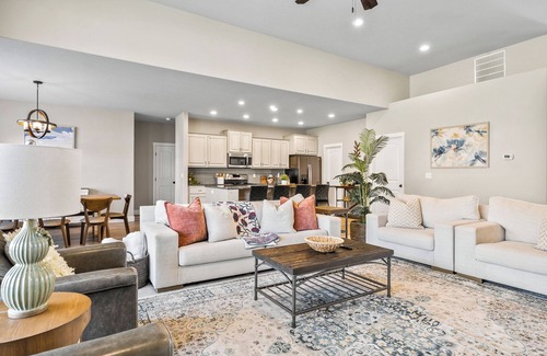 Tri-Cities House | Guest Rated 10/10: Botanical Breeze Home in Kennewick