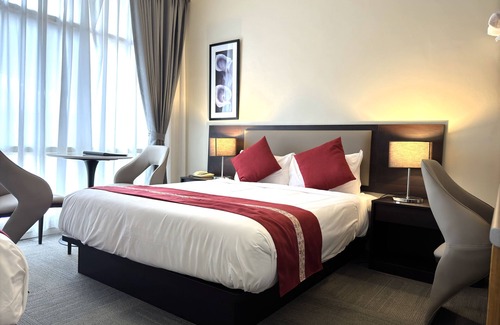 Hamilton Hotel | Botanical Motel: Family-Friendly Stay with Great Amenities