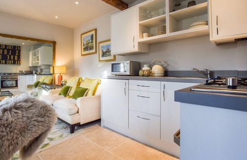 Bibury Cottage | Cozy Bothy at Arlington - Perfect for a Romantic Getaway