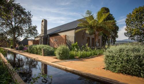 Klein Brak River Cabin | Discover Botlierskop The Village Lodge: Family-Friendly Retreat