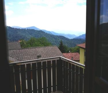 Cornalba Apartment | Discover Botton D' Oro: Pet and Child Friendly Retreat