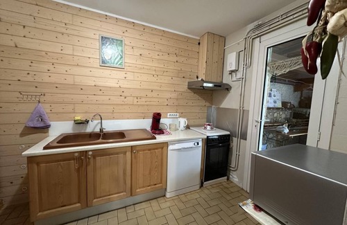 Sorde-lAbbaye House | Boué: Family-Friendly Getaway with Private Pool in Sorde-l'abbaye