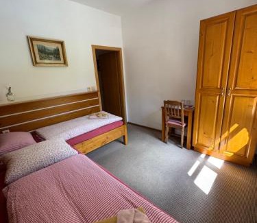 Pec pod Snezkou House | Inviting Bouda Pod Sněžkou: Family-Friendly Getaway