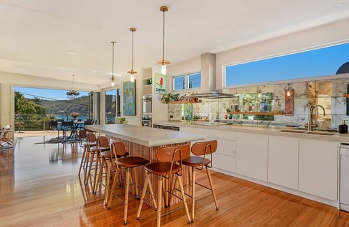 Hardys Bay House | Beachside Bliss at Bouddi Galing with Private Pool Access
