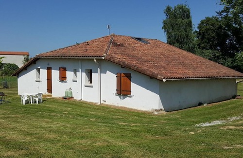 Goos House | Pet-Friendly Boudicq Gîte with Family Amenities Await