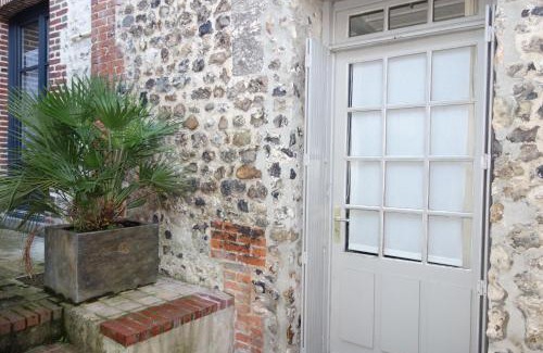 Honfleur House | Pet-Friendly Boudin Cottage with Oceanfront Views