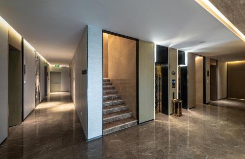 Khamis Mushait Apartment | Discover Boudl Khamis Mushait: Rated 9.5/10 with Pool Access