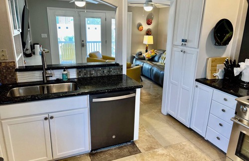 South Padre Island House | Exceptional Bougainvillea Beach House with Ocean Views